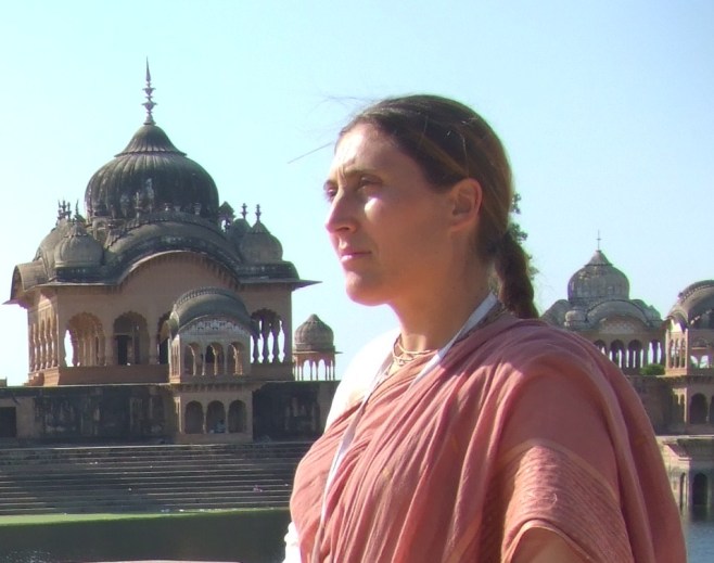 cortada-kusum-sarovar-radha-kanti-copia